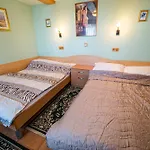 Zvoh, Krvavec, Ski-in, Ski-out Apartment Cerklje na Gorenjskem