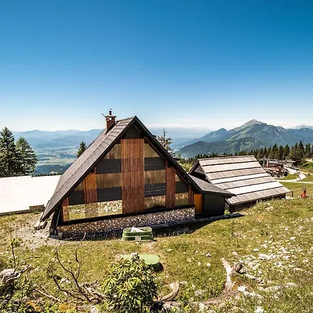 Zvoh, Krvavec, Ski-in, Ski-out *