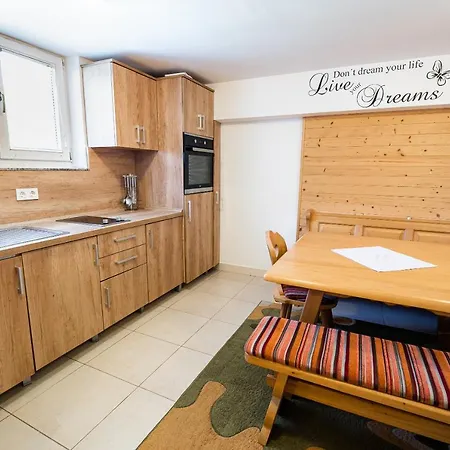 Zvoh, Krvavec, Ski-in, Ski-out * Cerklje na Gorenjskem