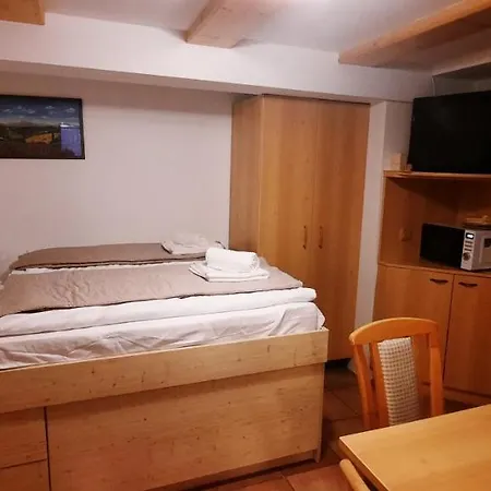 Zvoh, Krvavec, Ski-in, Ski-out Appartement *
