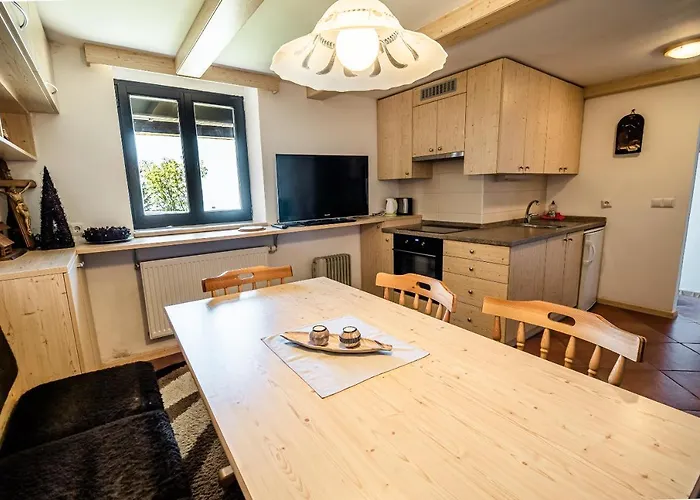 Apartament Zvoh, Krvavec, Ski-in, Ski-out *