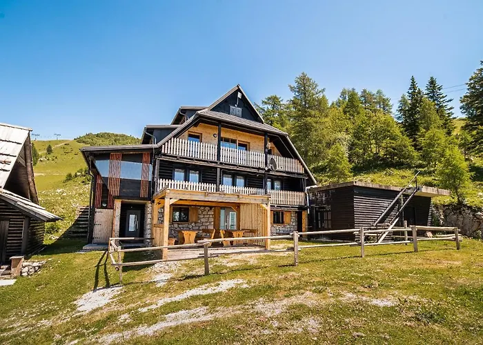 Zvoh, Krvavec, Ski-in, Ski-out *