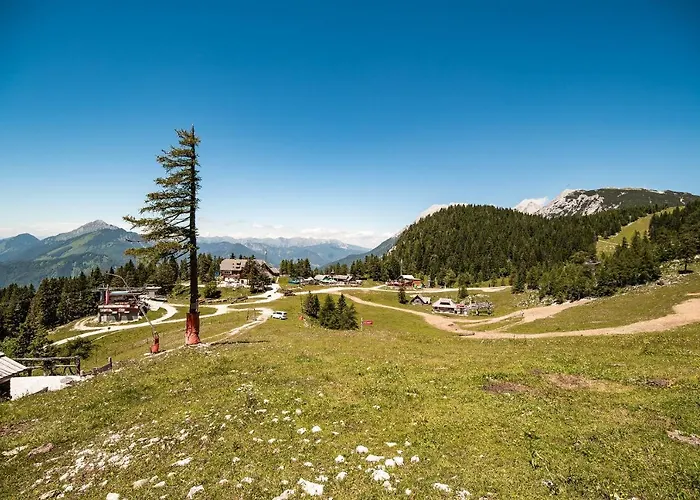 Appartement Zvoh, Krvavec, Ski-in, Ski-out *