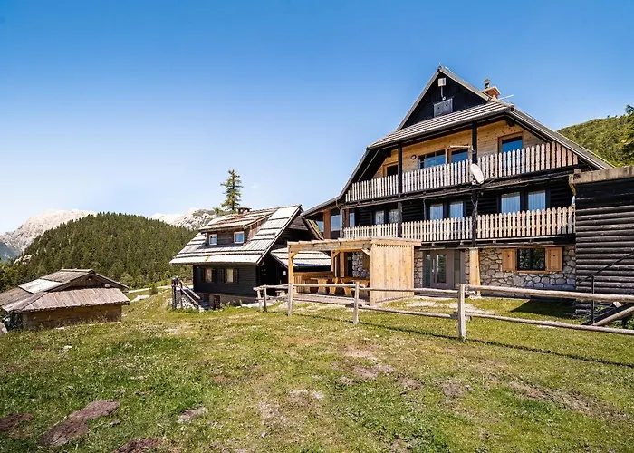 Zvoh, Krvavec, Ski-in, Ski-out Cerklje na Gorenjskem