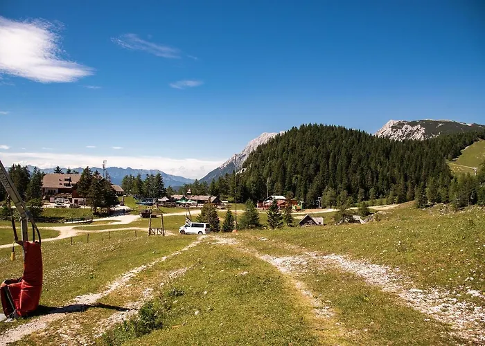 Zvoh, Krvavec, Ski-in, Ski-out Cerklje na Gorenjskem