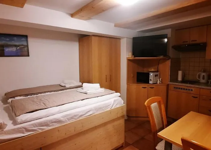 Zvoh, Krvavec, Ski-in, Ski-out Apartament *